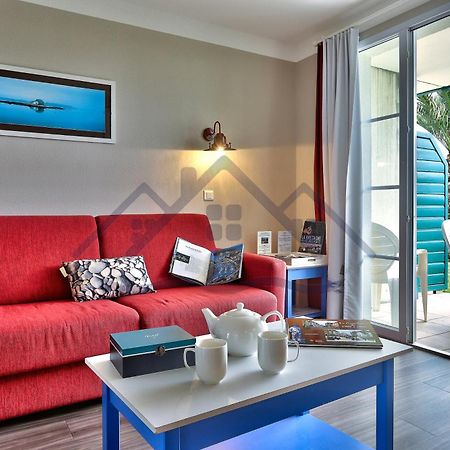 Localise - A06 - Entierement De Plain-Pied Avec Petite Vue Mer - Donnant Sur La Piscine Et Le Jardin - Wifi Inclus - Draps Inclus - Guilvinec Luaran gambar