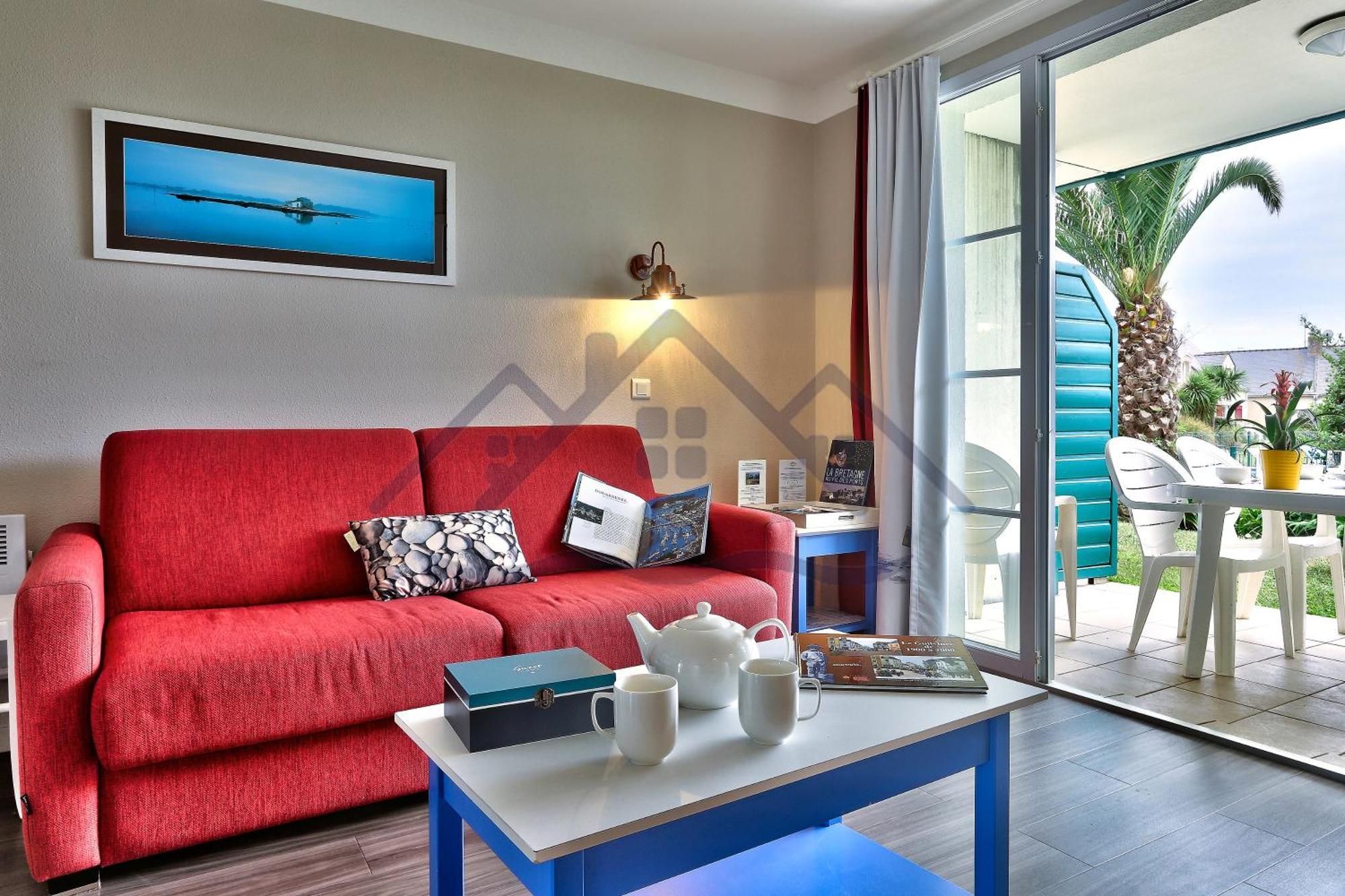Localise - A06 - Entierement De Plain-Pied Avec Petite Vue Mer - Donnant Sur La Piscine Et Le Jardin - Wifi Inclus - Draps Inclus - Guilvinec Luaran gambar
